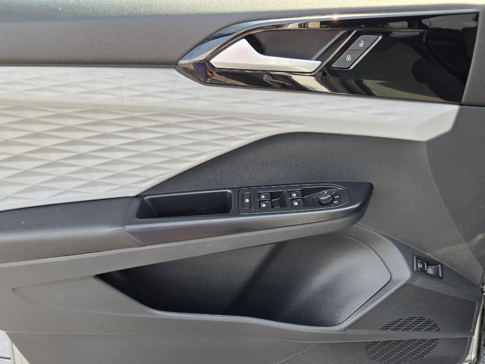2023 Volkswagen Taos S at HGreg Houston