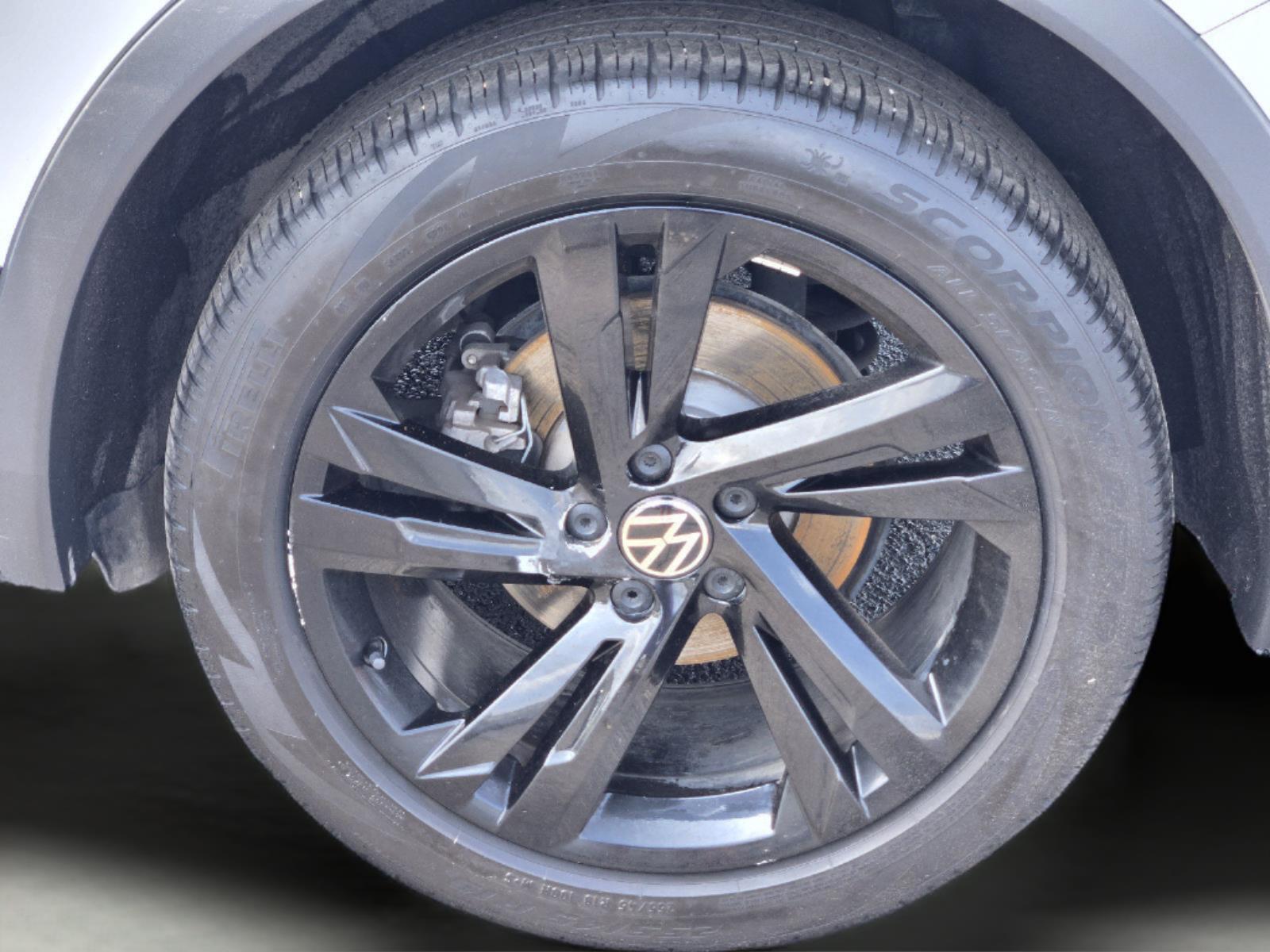 2023 Volkswagen Tiguan SE R-Line Black at AutoNation USA Katy