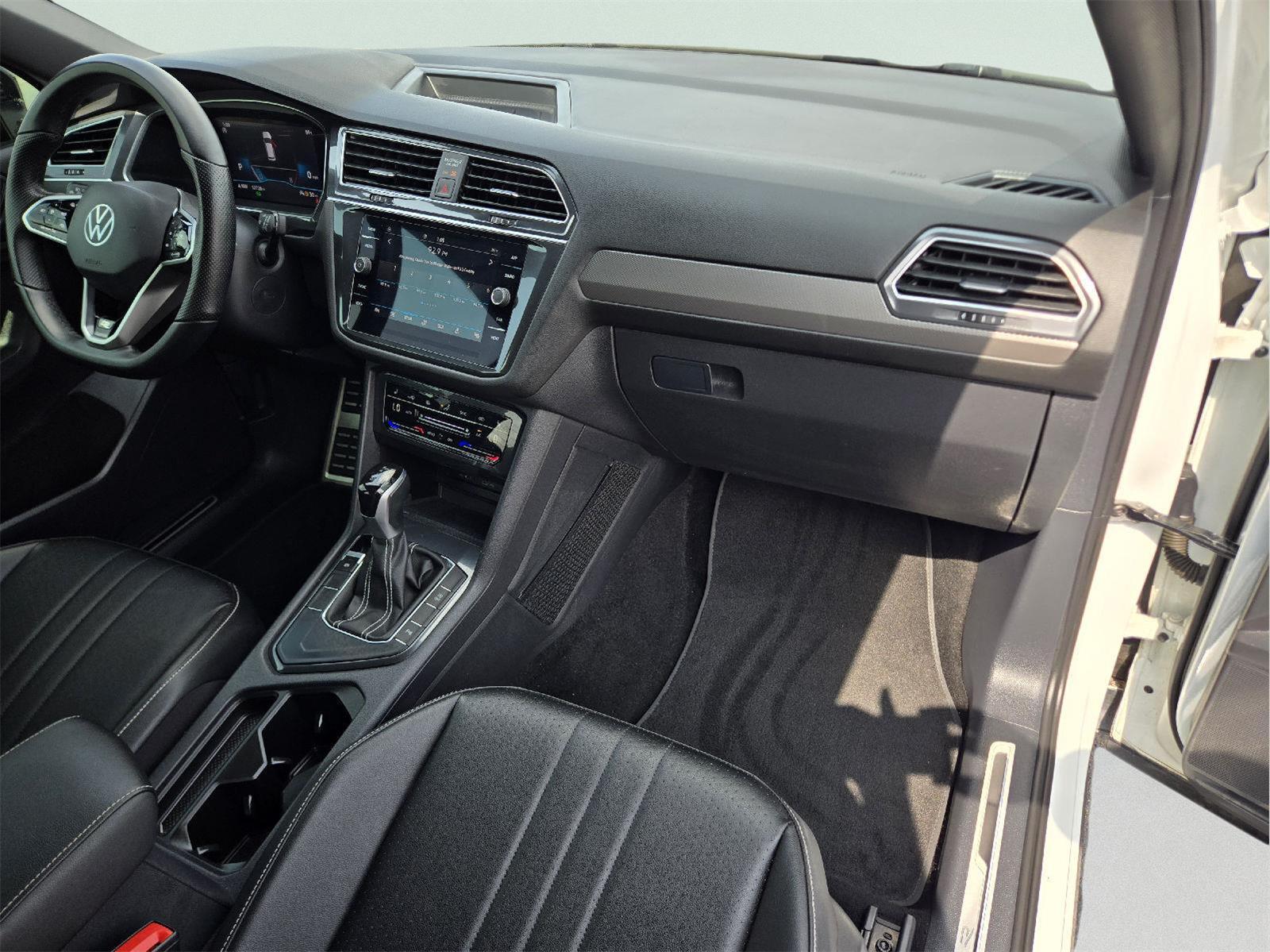 2023 Volkswagen Tiguan SE R-Line Black at AutoNation USA Katy