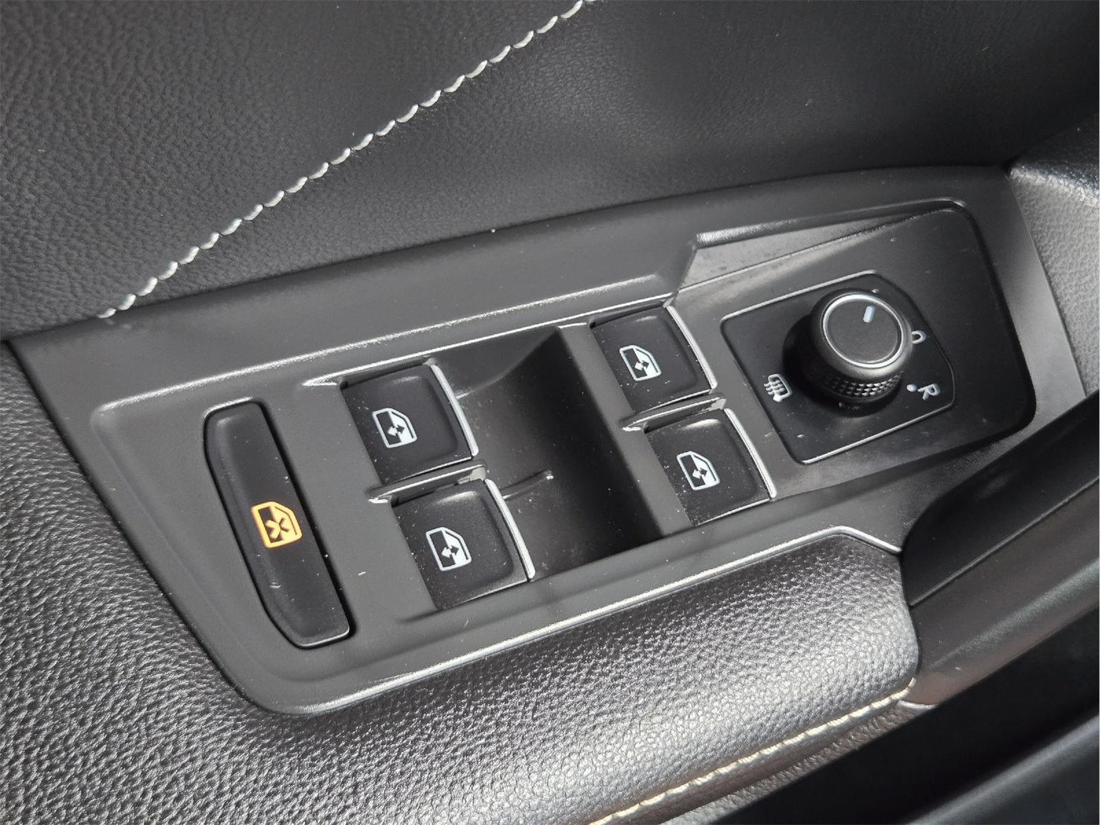 2023 Volkswagen Tiguan SE R-Line Black at AutoNation USA Katy
