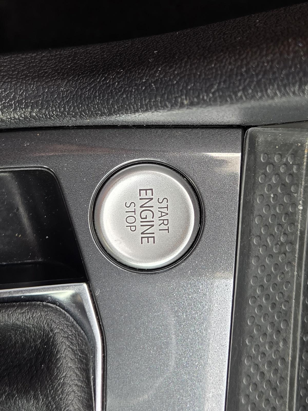 2023 Volkswagen Tiguan SE R-Line Black at AutoNation USA Katy