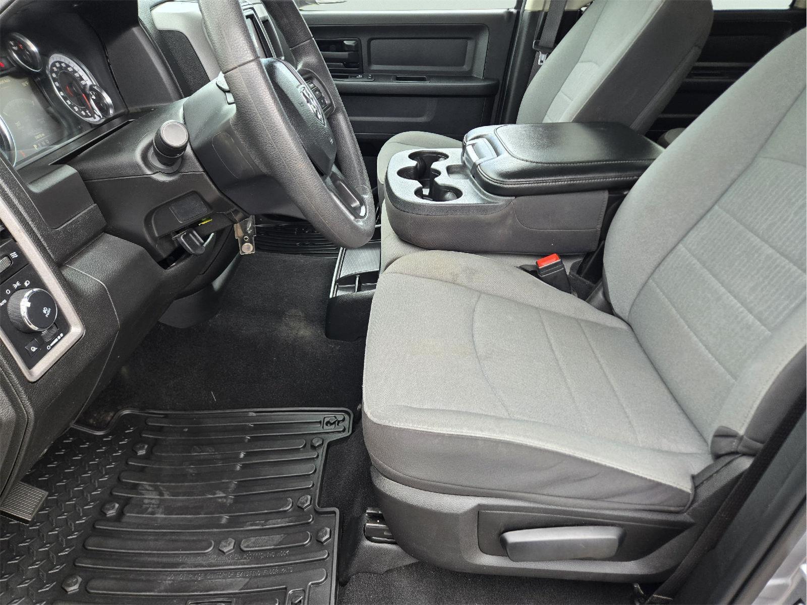 2024 Ram 1500 Classic Tradesman - 11