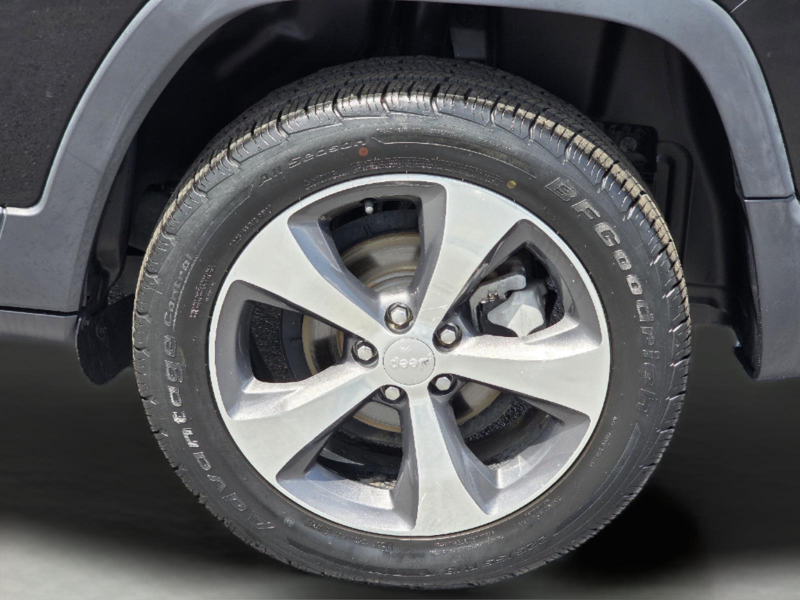 2020 Jeep Cherokee Limited at Auto Boutique Texas
