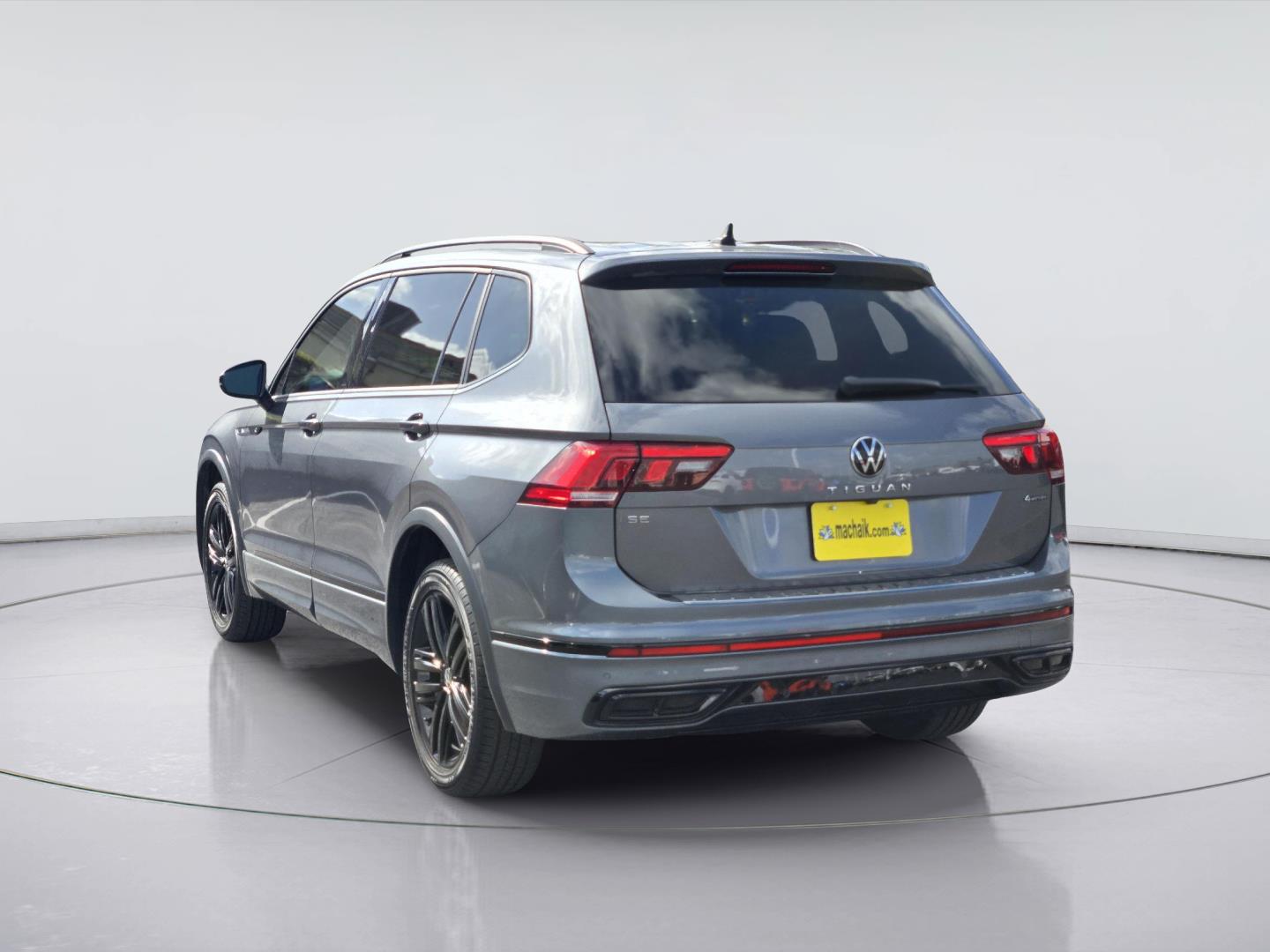 2022 Volkswagen Tiguan SE R-Line Black at Lexus Southwest Houston