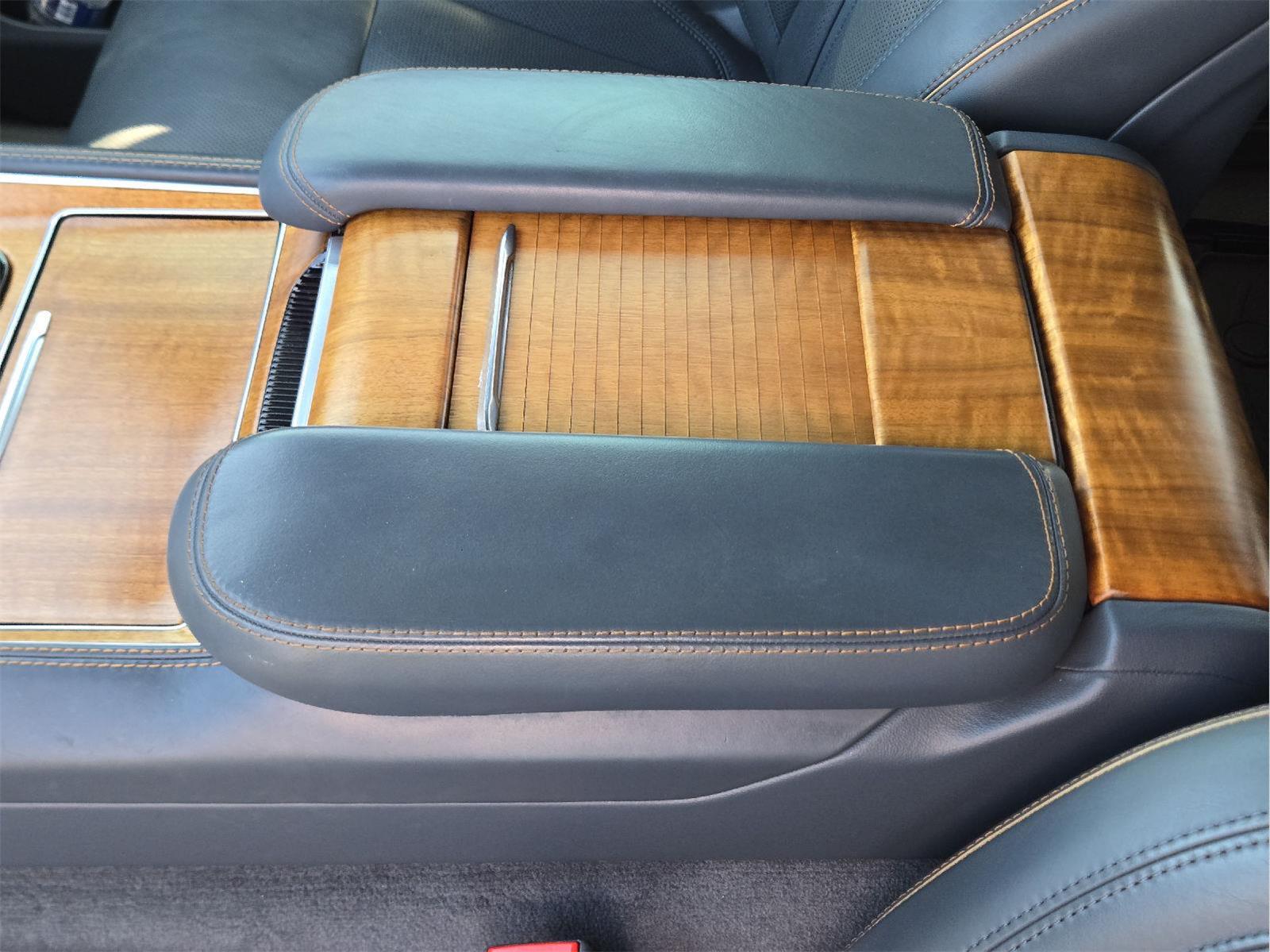 2022 Jeep Grand Wagoneer Series II at Mac Haik Ford