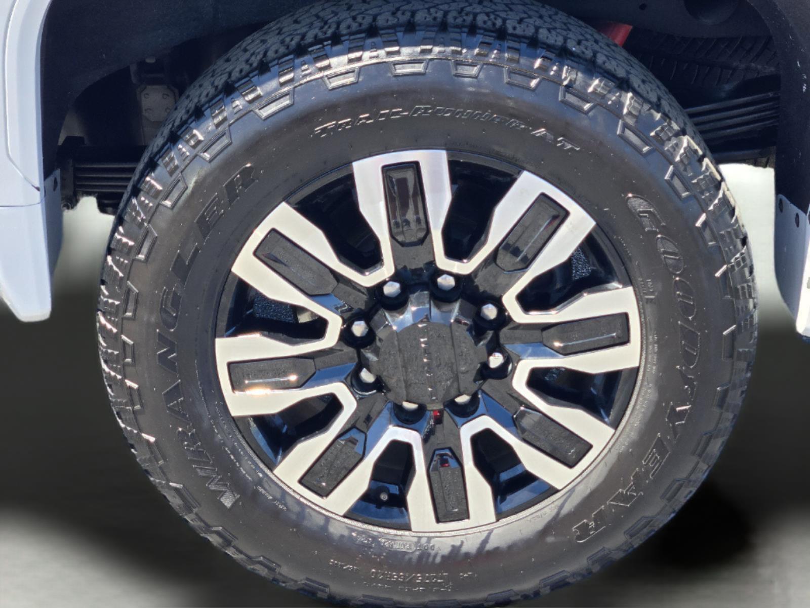 2025 GMC Sierra 2500HD Denali Ultimate at Texan GMC Buick