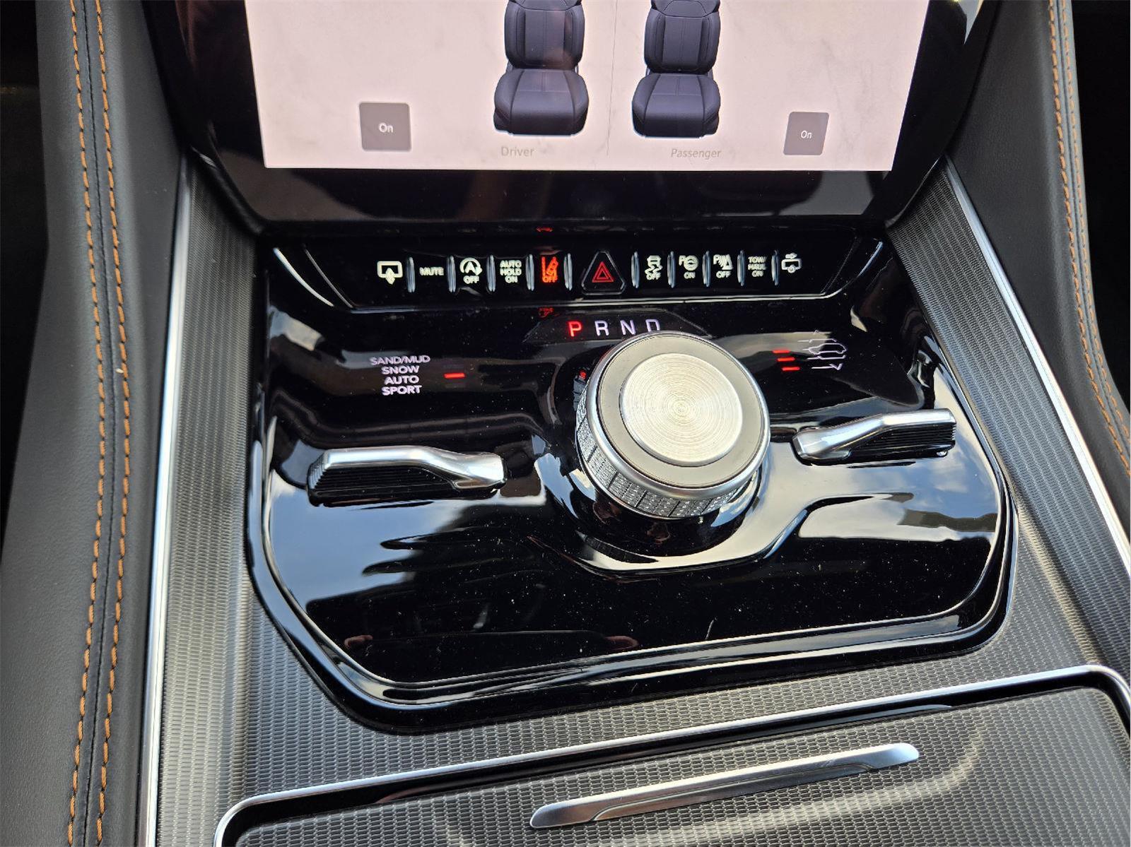 2026 Jeep Grand Wagoneer L photo 12 of 15