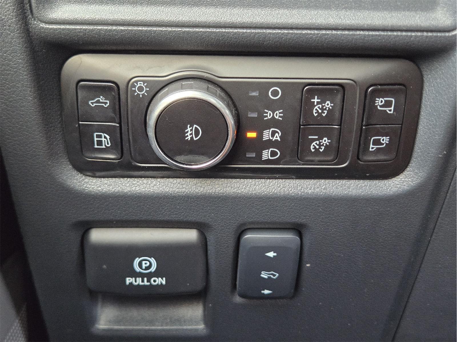 2025 Ford F-150 Platinum at Mac Haik CDJR North Houston