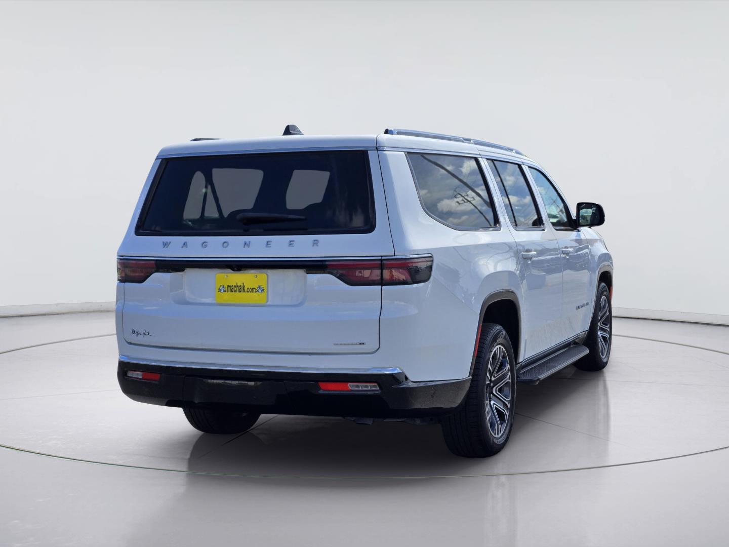 2024 Jeep Wagoneer L Series II - 3