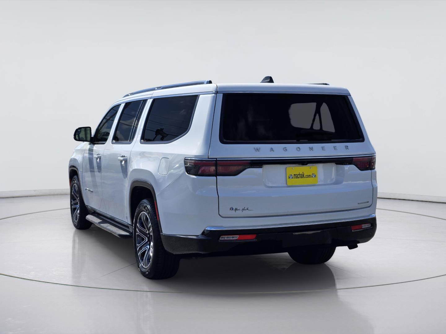 2024 Jeep Wagoneer L Series II - 5