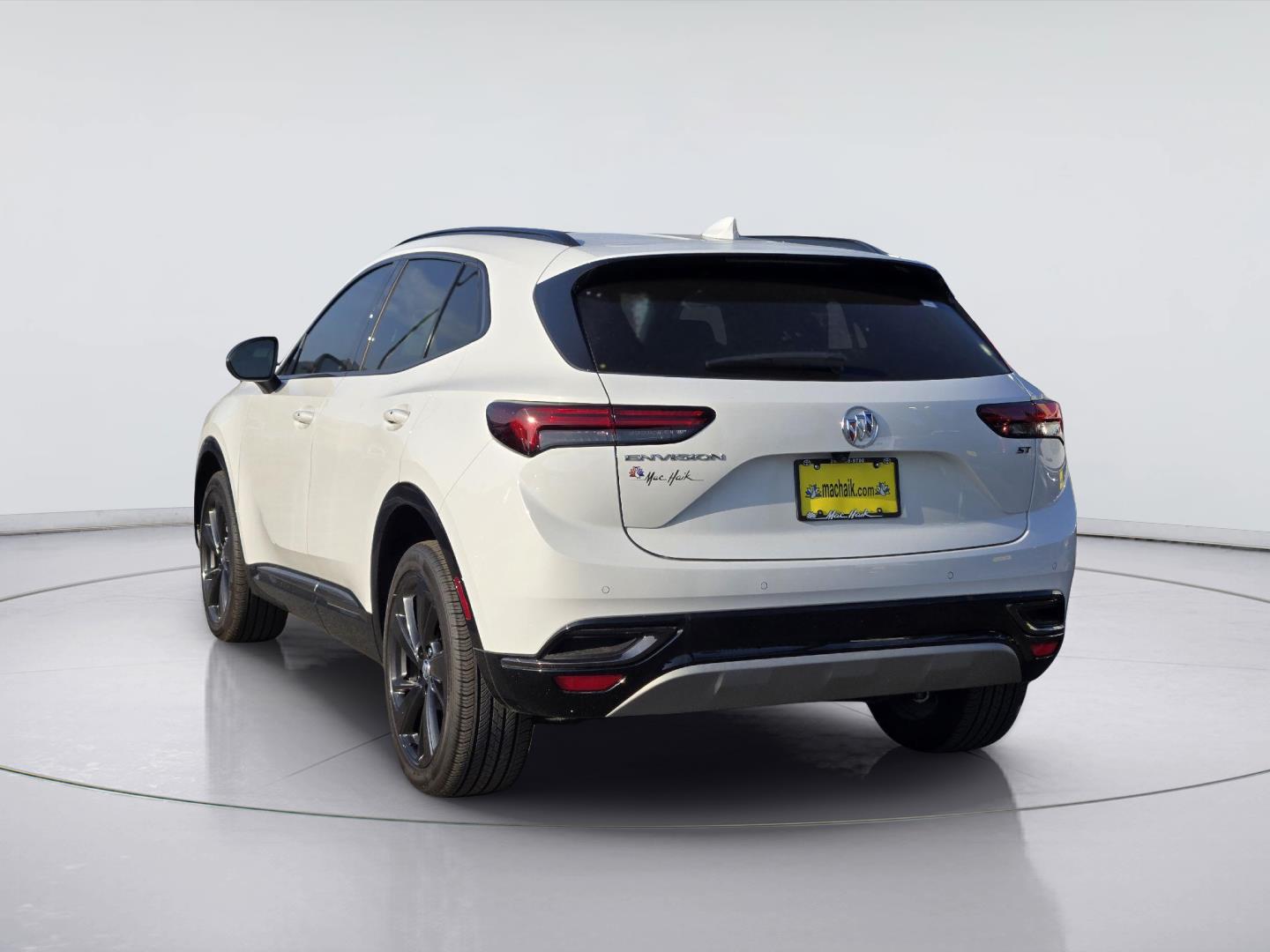 2023 Buick Envision photo 6 of 35