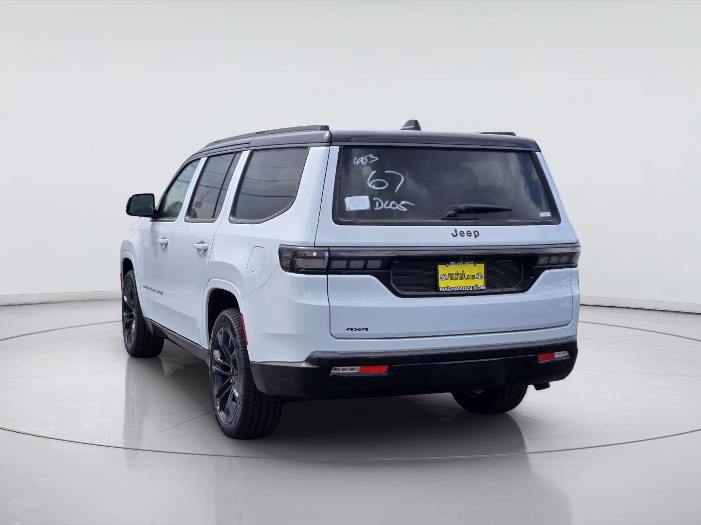 2026 Jeep Grand Wagoneer photo 4 of 15