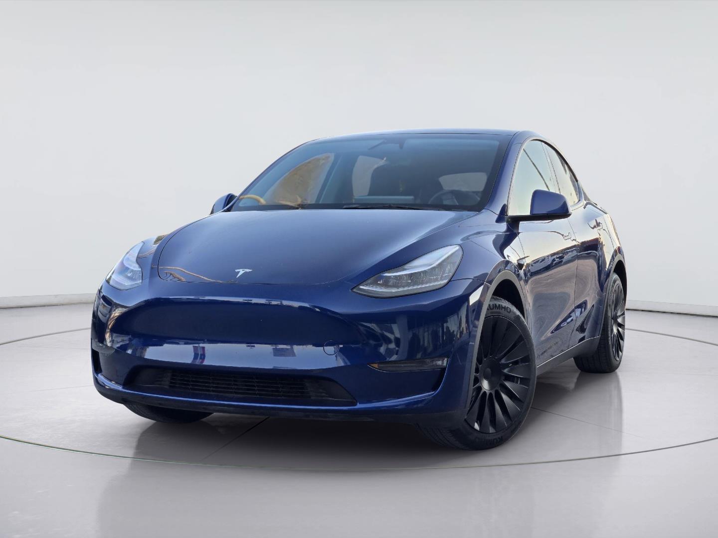 2023 Tesla Model Y Long Range - 0