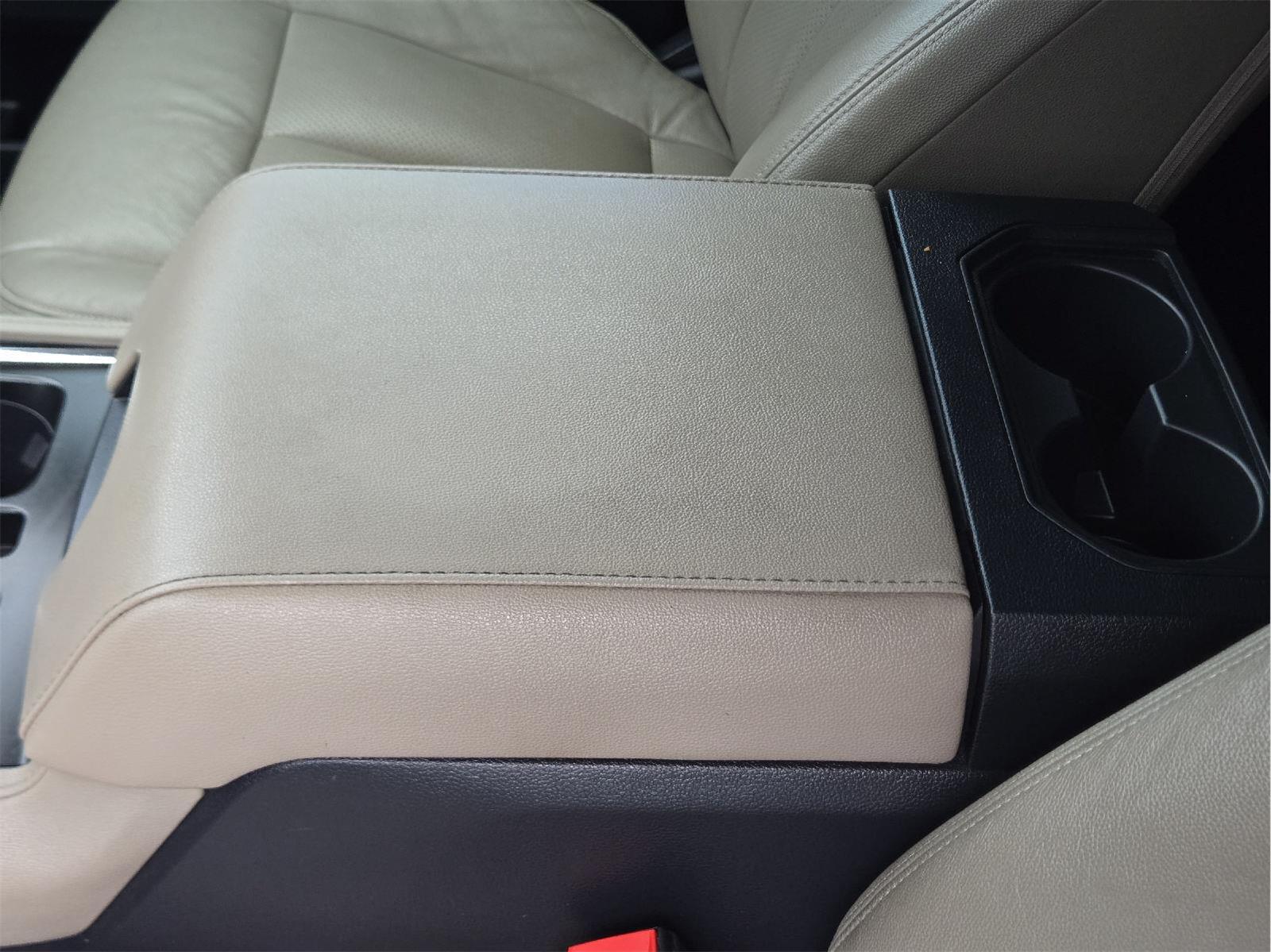 2022 Ford Expedition XLT at Friendly Ford Crosby