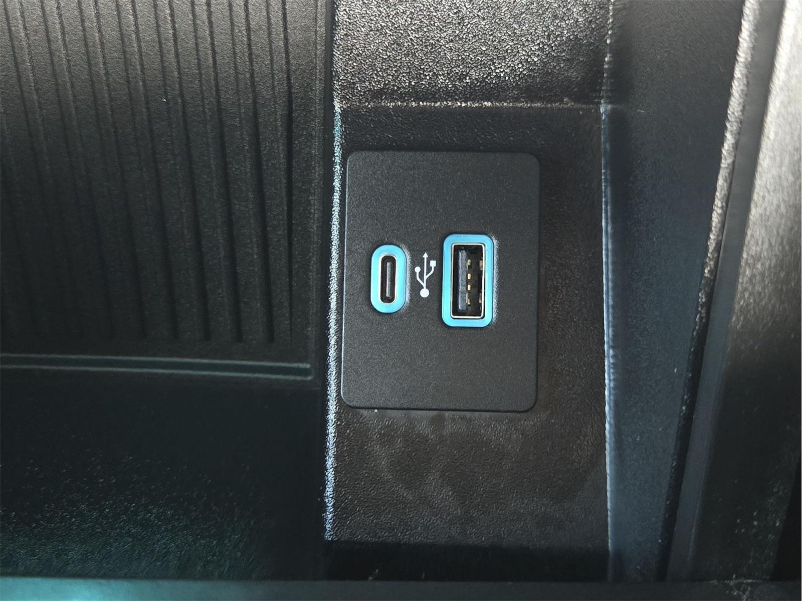 2022 Ford Expedition XLT at Friendly Ford Crosby