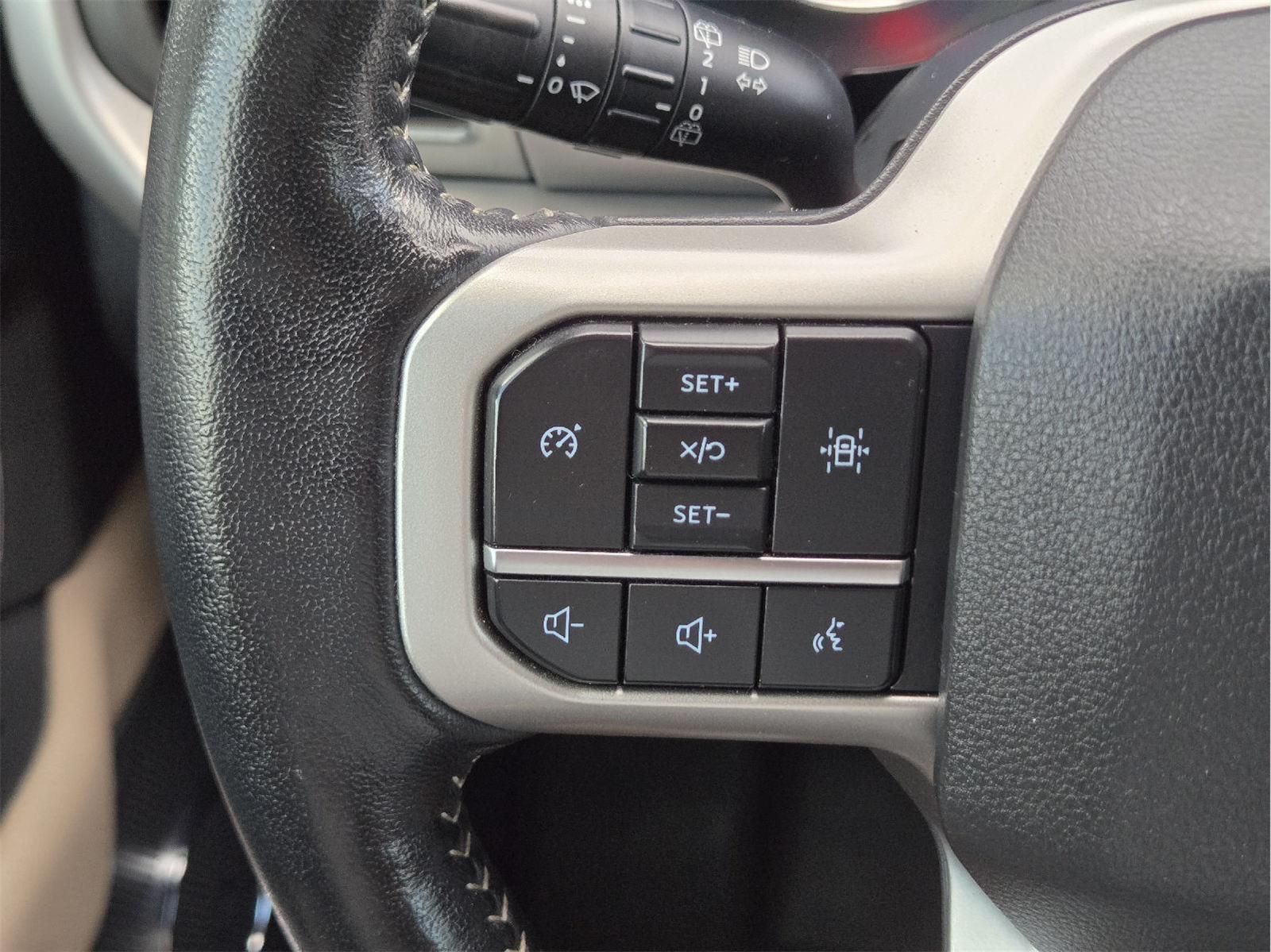 2022 Ford Expedition XLT at Friendly Ford Crosby