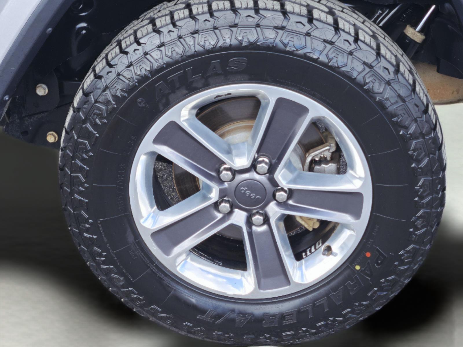 2020 Jeep Wrangler Unlimited photo 8 of 35