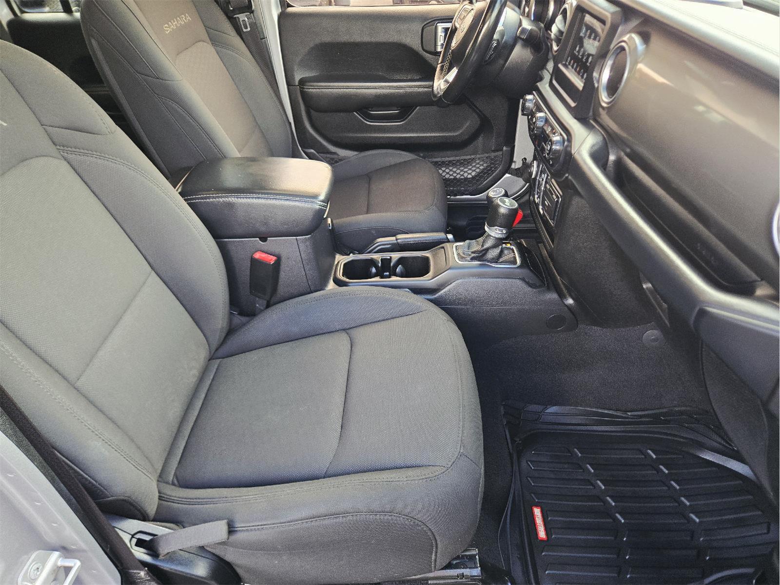 2020 Jeep Wrangler Unlimited photo 15 of 35
