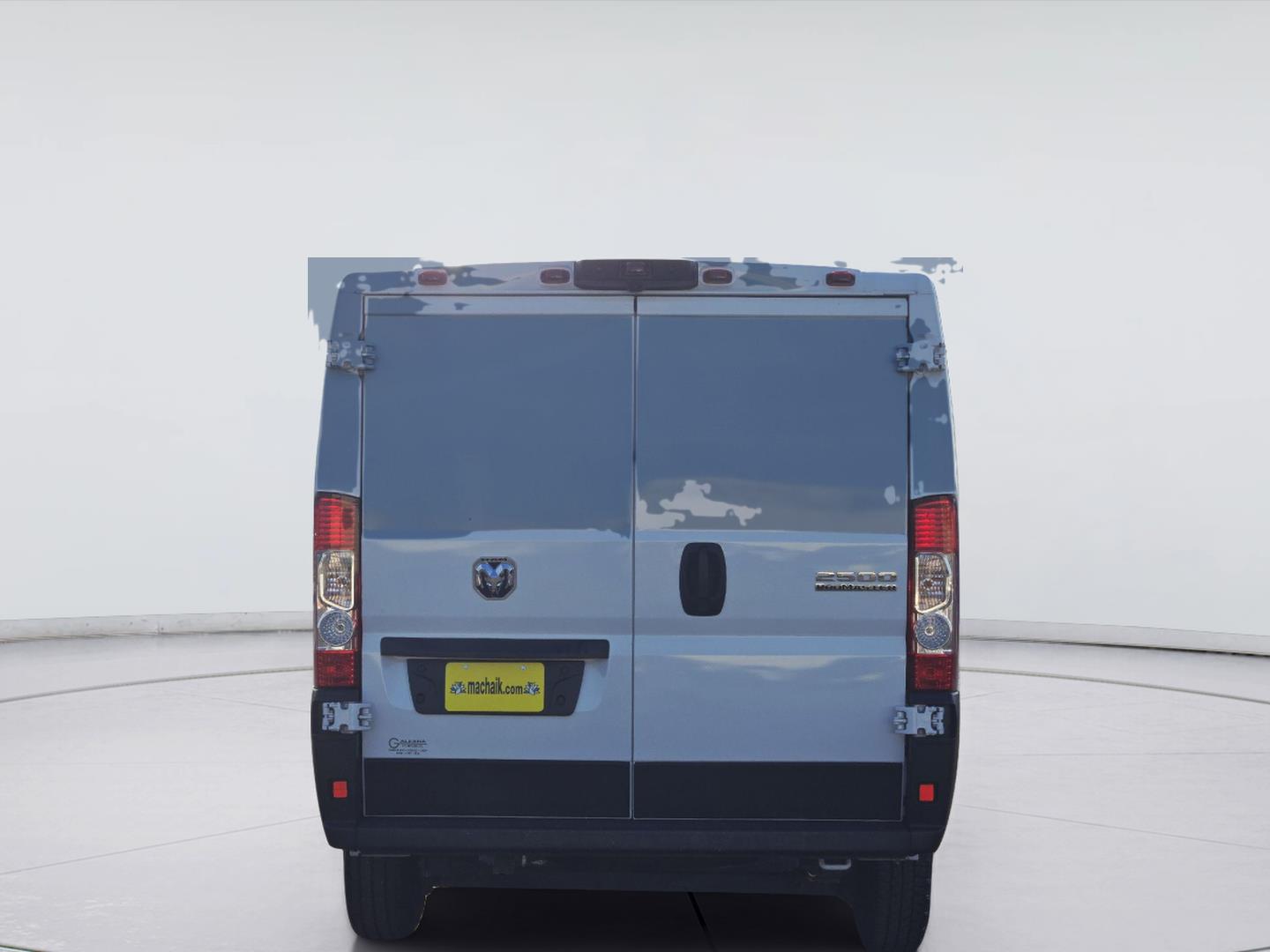2025 Ram ProMaster Cargo Van photo 5 of 35