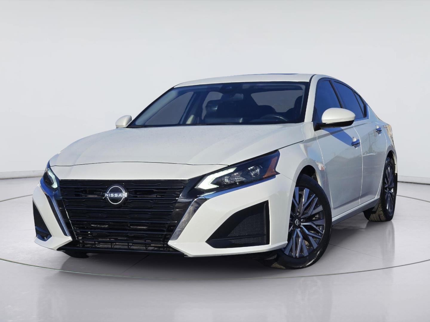 2024 Nissan Altima 2.5 SV at Robbins Nissan