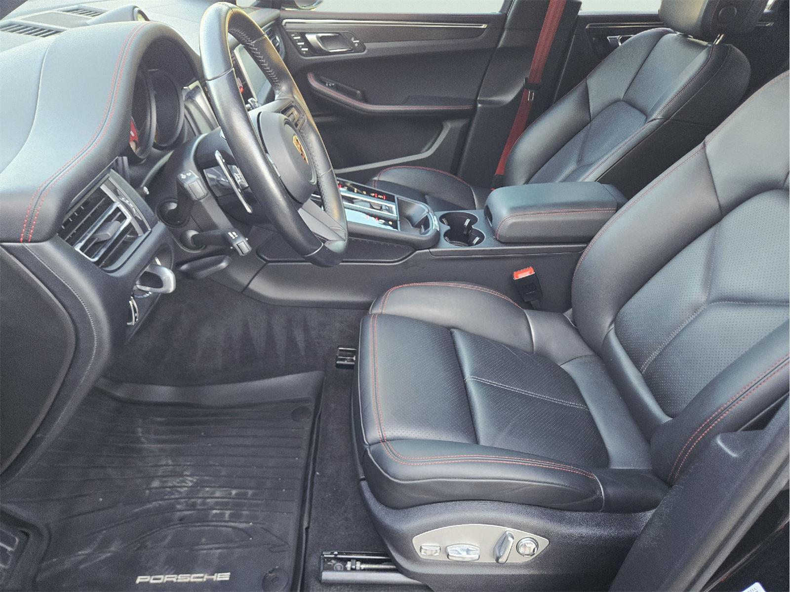 2023 Porsche Macan GTS - 11
