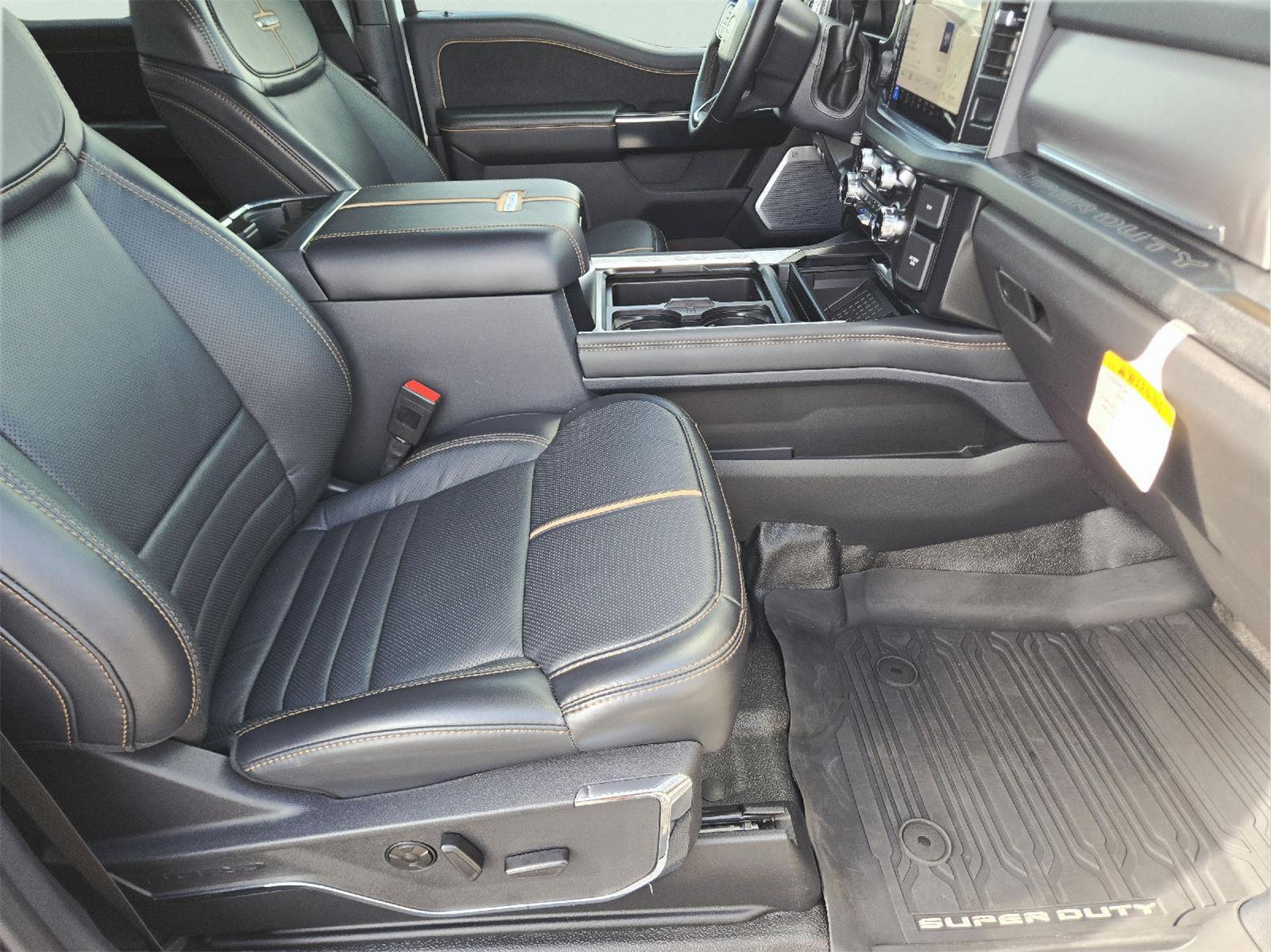 2024 Ford Super Duty F-250 photo 15 of 36