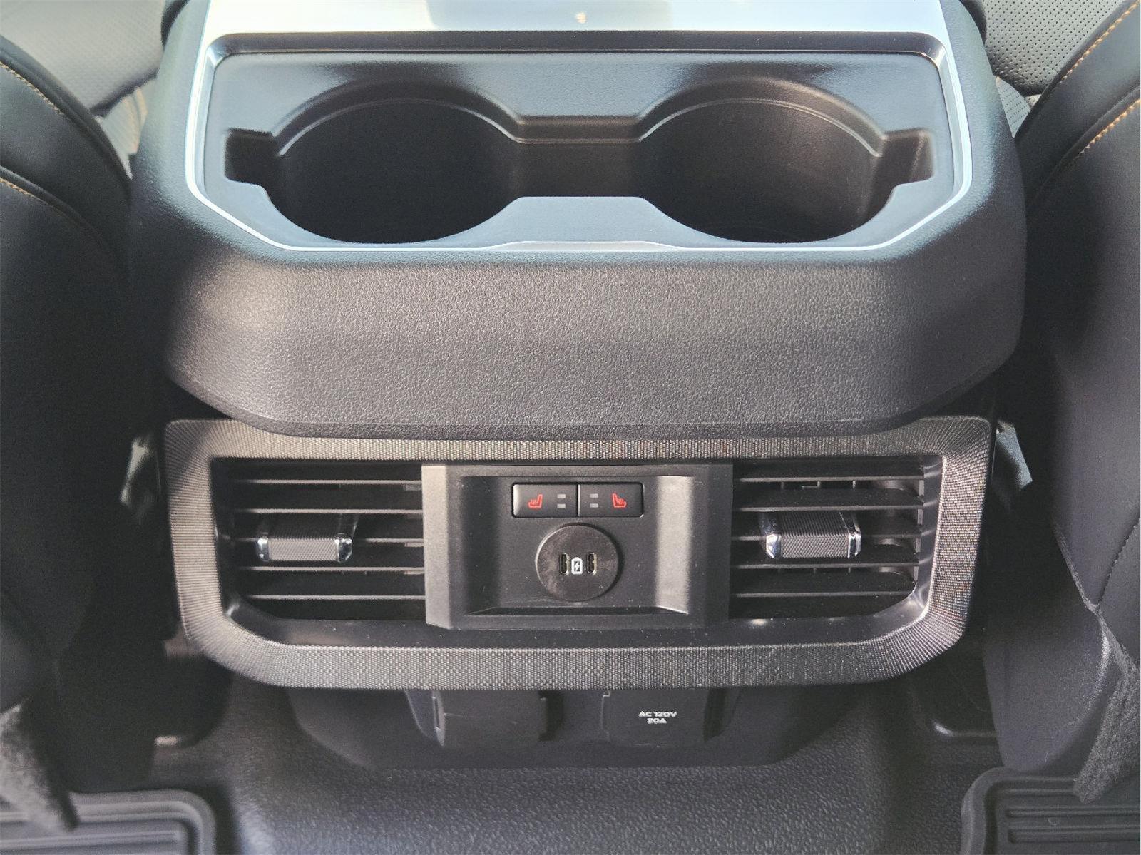 2024 Ford Super Duty F-250 photo 19 of 36