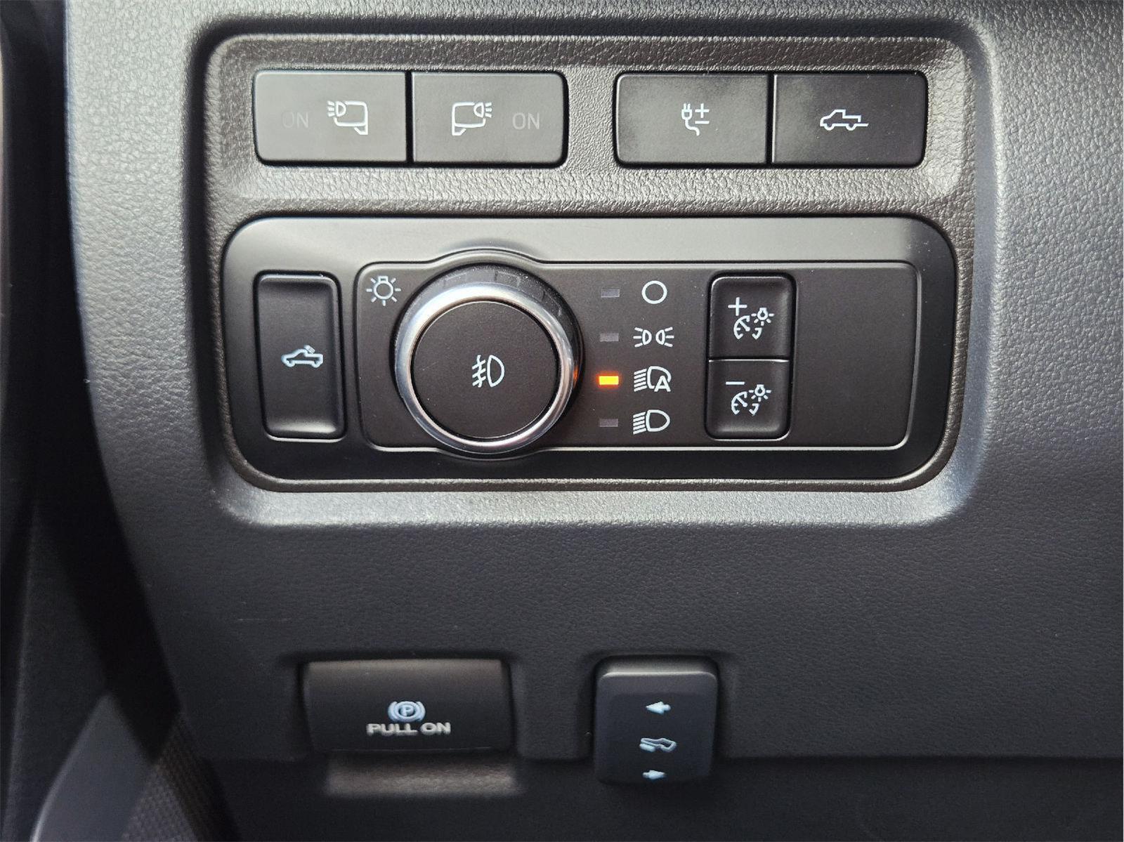 2024 Ford Super Duty F-250 photo 33 of 36