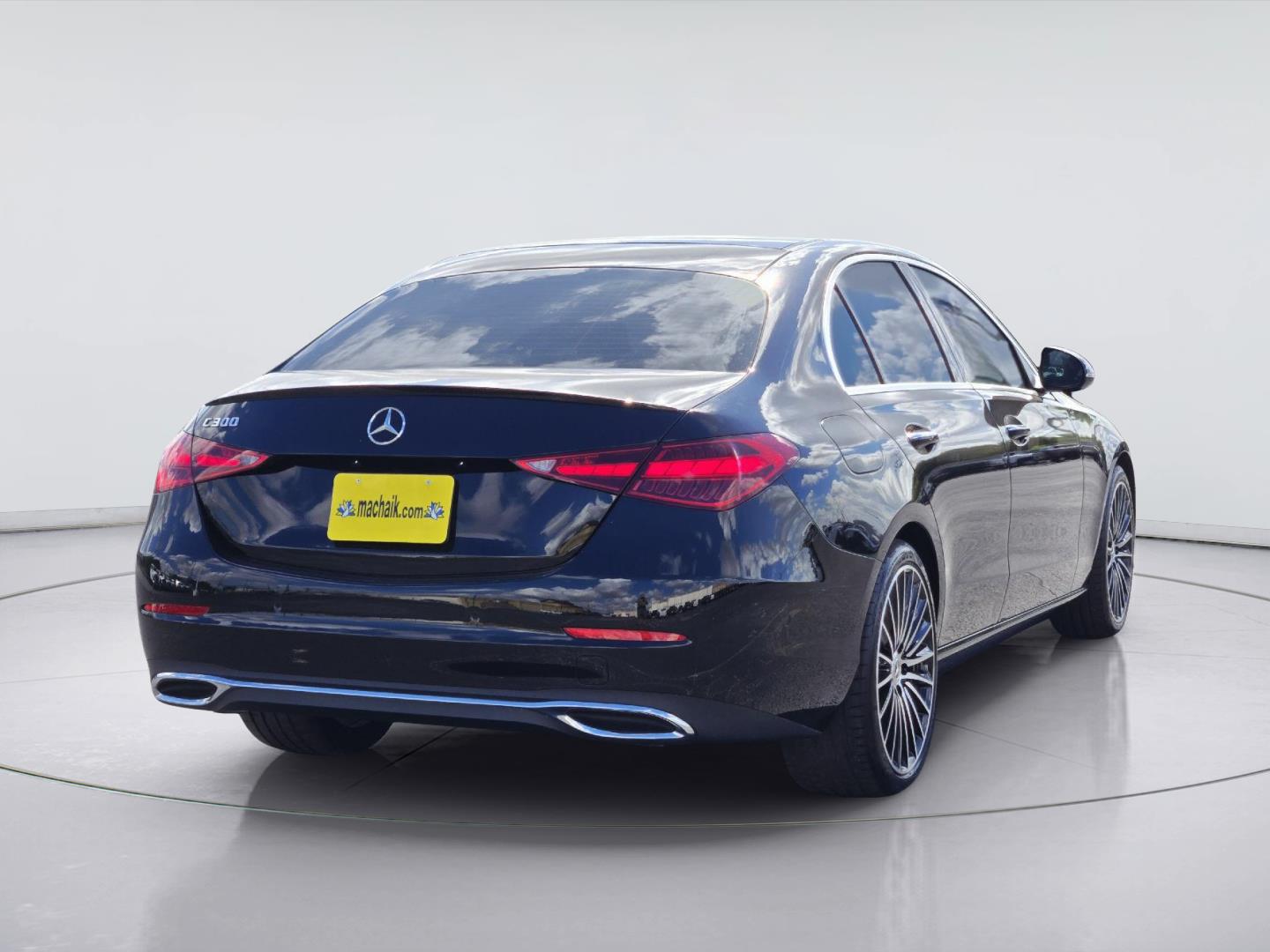 2026 Mercedes-Benz C-Class photo 4 of 37