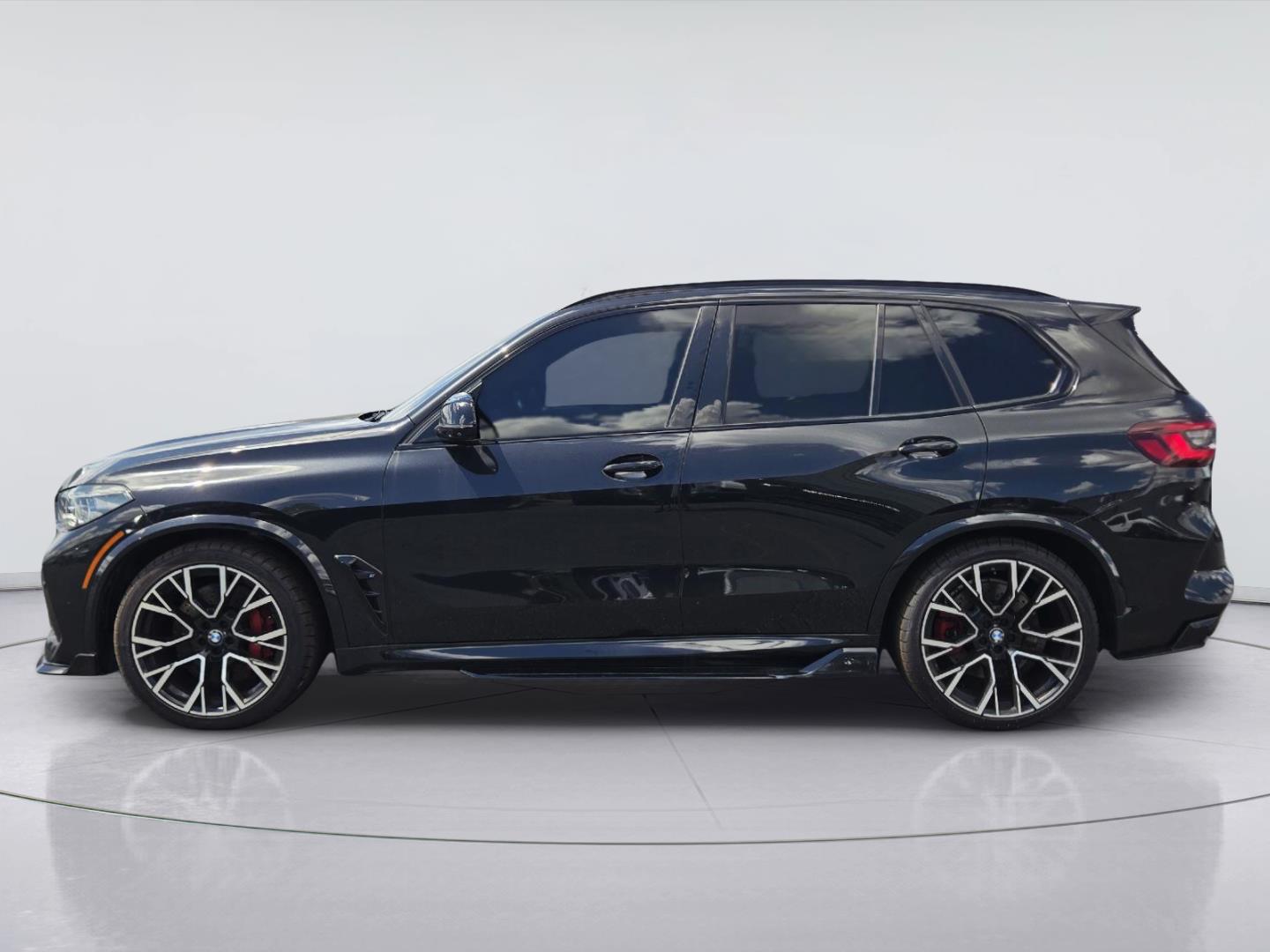 2022 BMW X5 M - 6