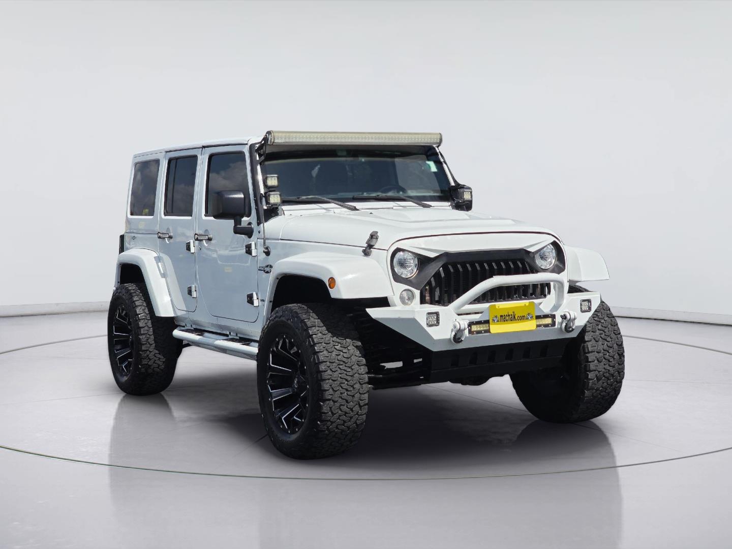 2018 Jeep Wrangler JK Unlimited photo 3 of 35