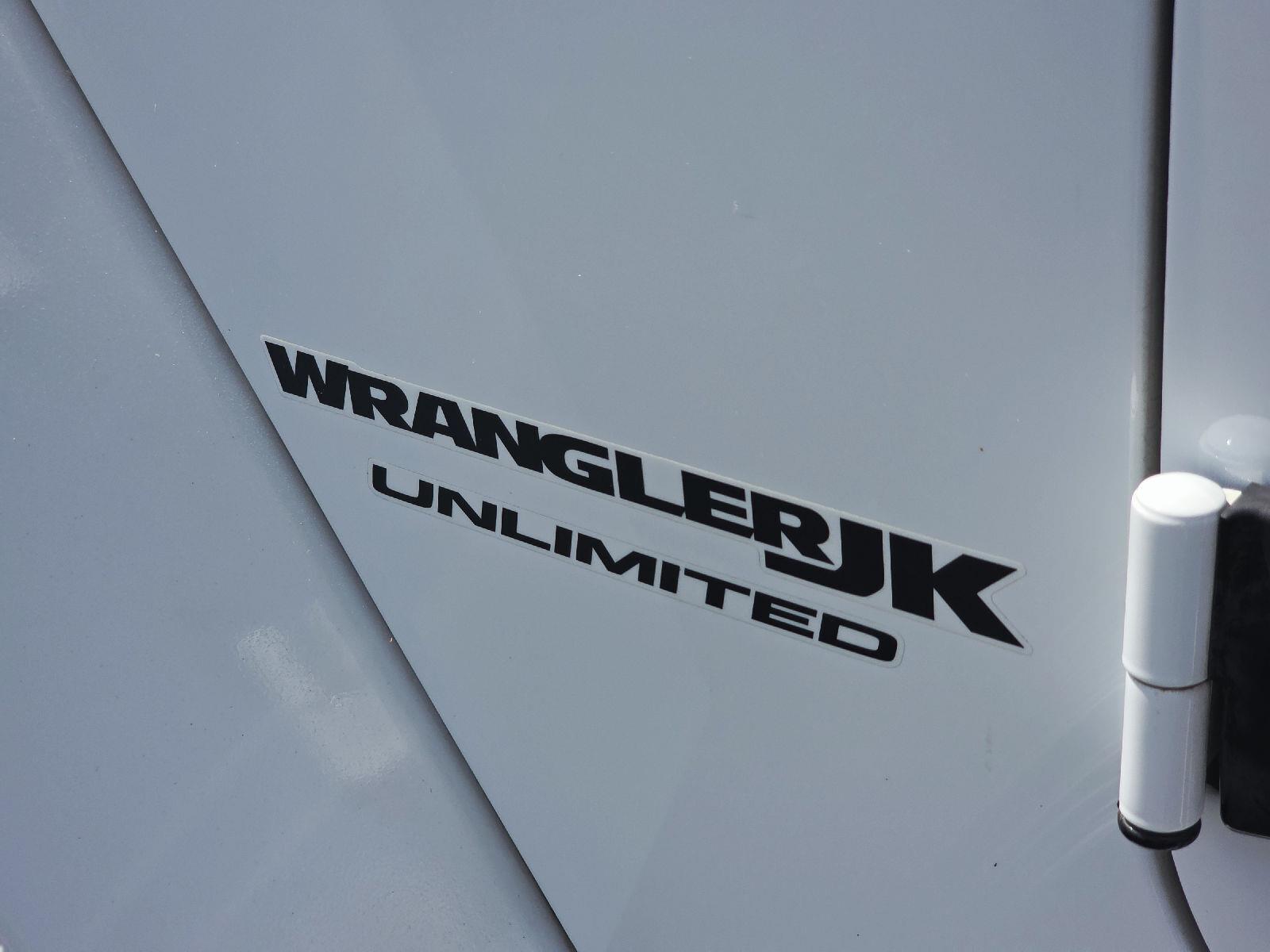 2018 Jeep Wrangler JK Unlimited photo 9 of 35