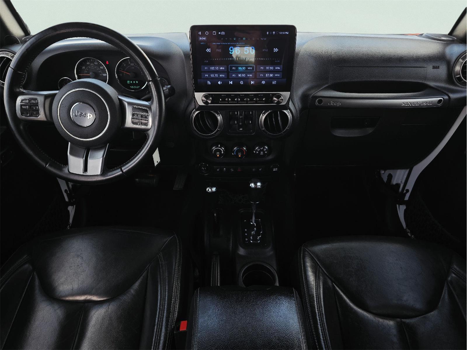 2018 Jeep Wrangler JK Unlimited photo 13 of 35