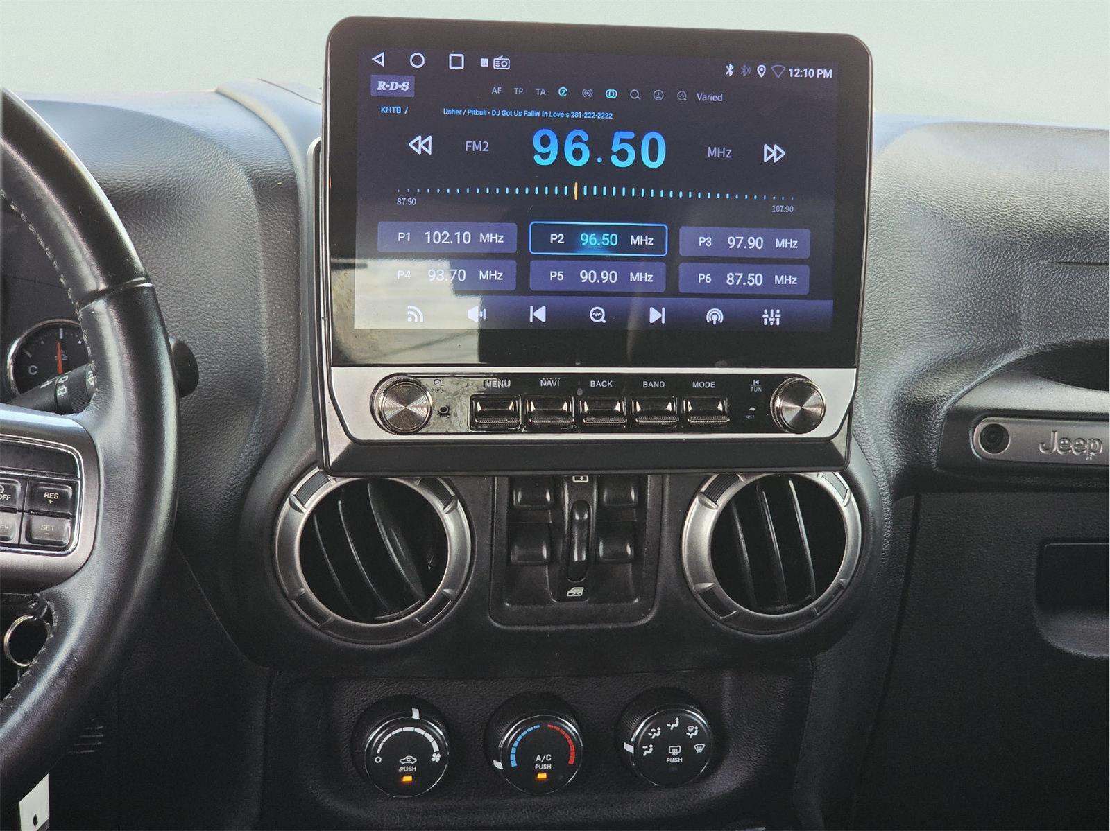 2018 Jeep Wrangler JK Unlimited photo 24 of 35