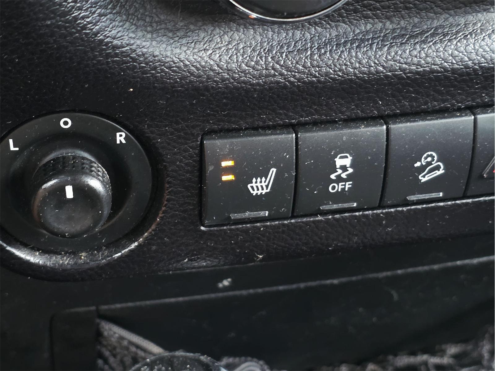 2018 Jeep Wrangler JK Unlimited photo 29 of 35