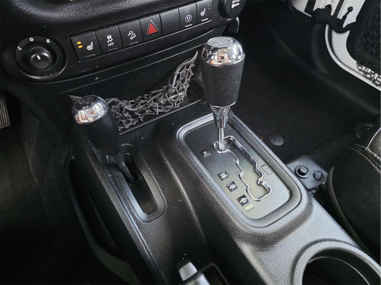 2018 Jeep Wrangler JK Unlimited photo 30 of 35