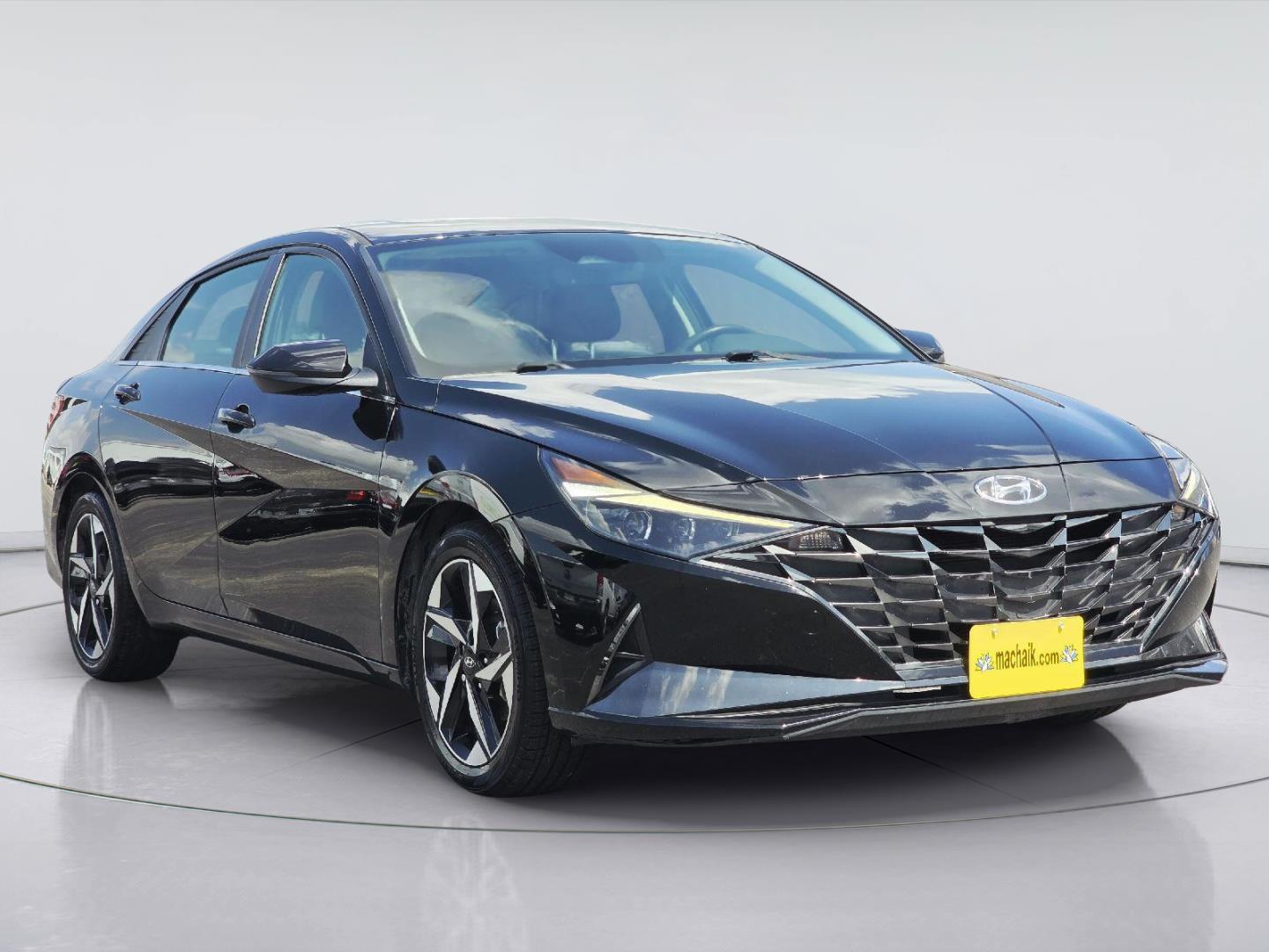 2023 Hyundai Elantra photo 3 of 38