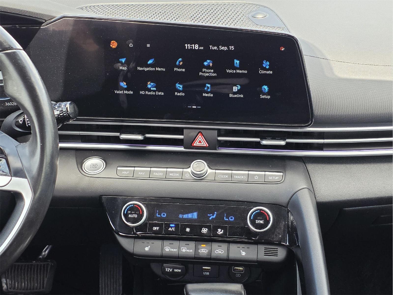 2023 Hyundai Elantra photo 22 of 38