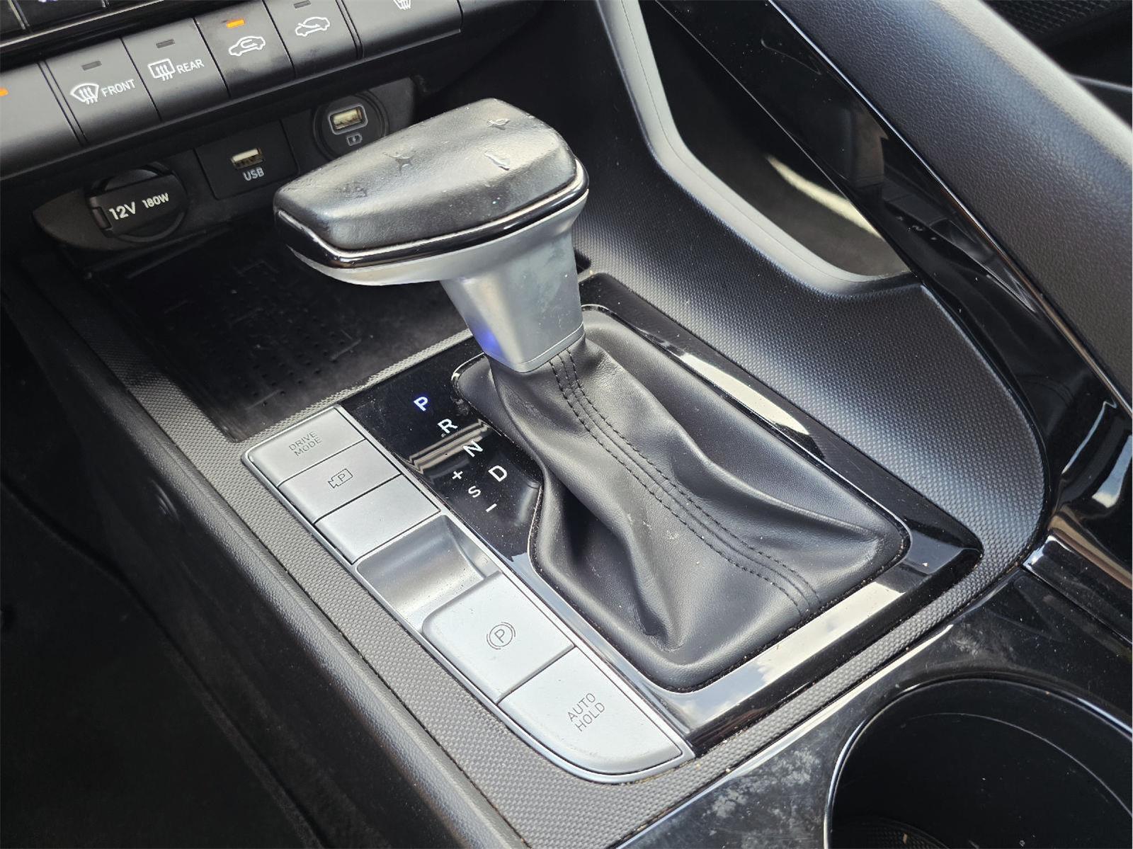 2023 Hyundai Elantra photo 29 of 38