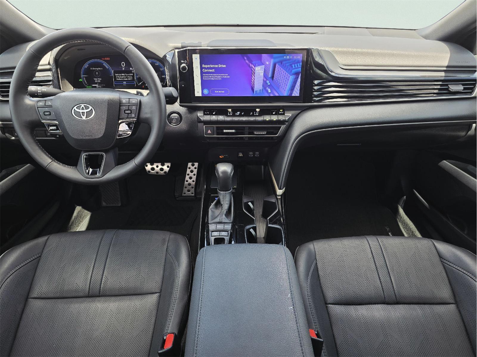 2025 Toyota Camry photo 11 of 35