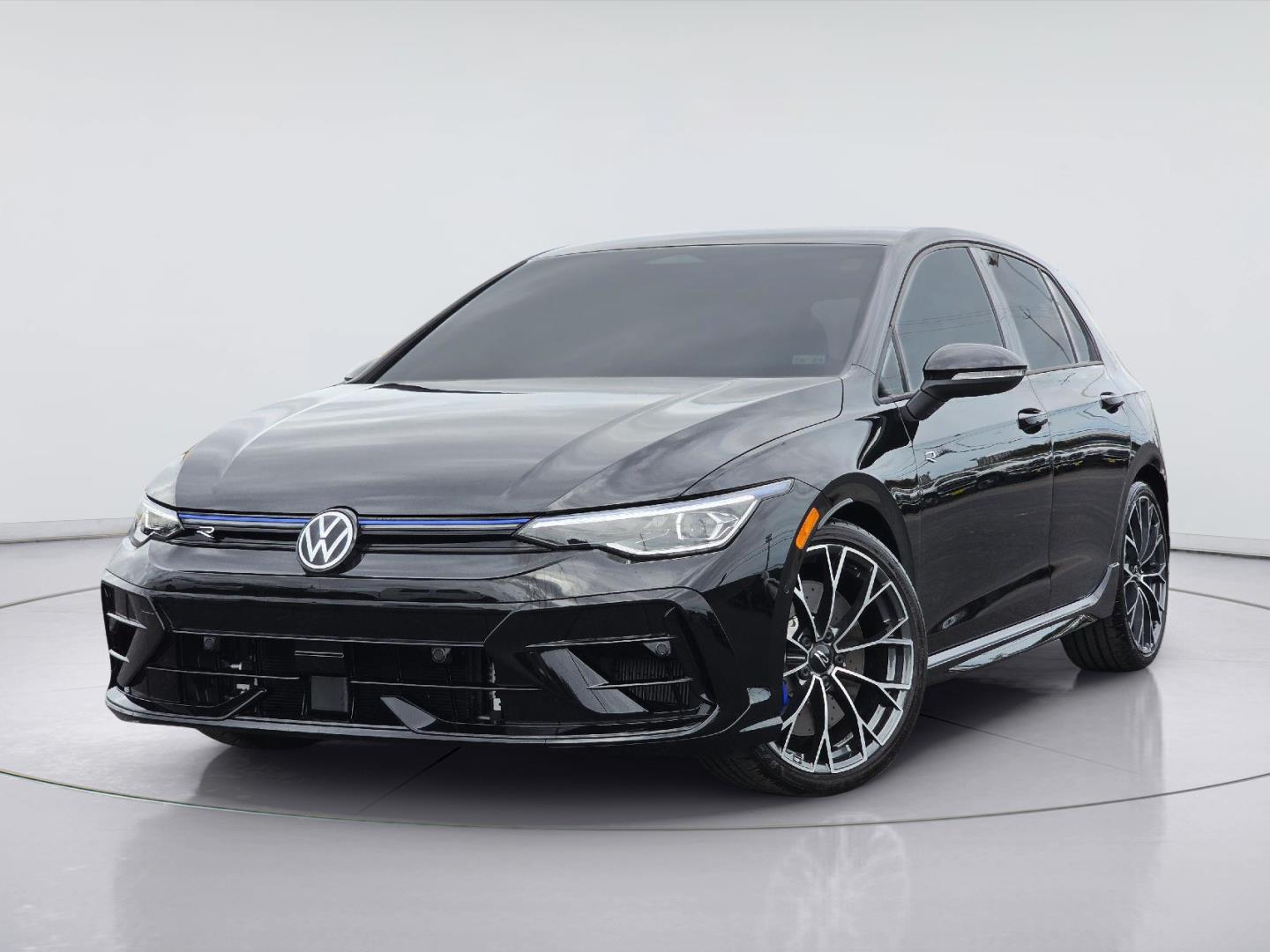  2026 Volkswagen Golf R 4Motion   