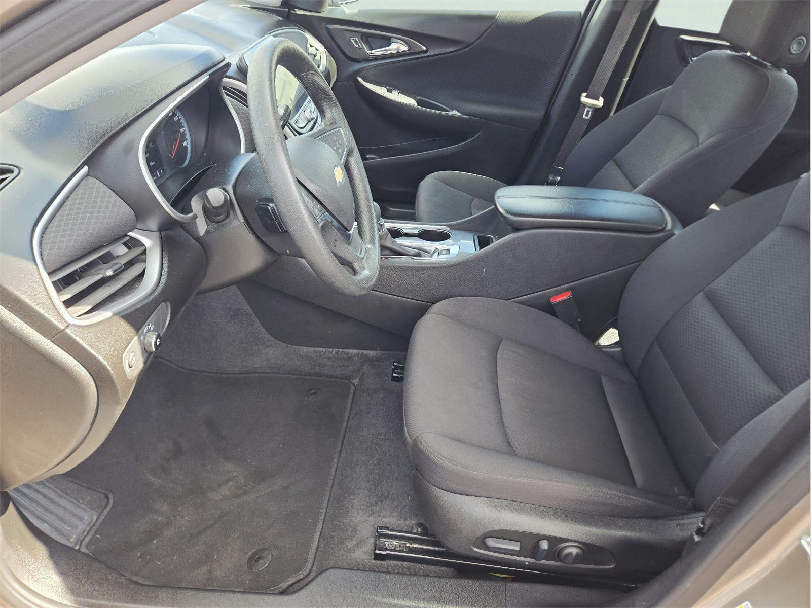 2025 Chevrolet Malibu LT at Robbins Nissan
