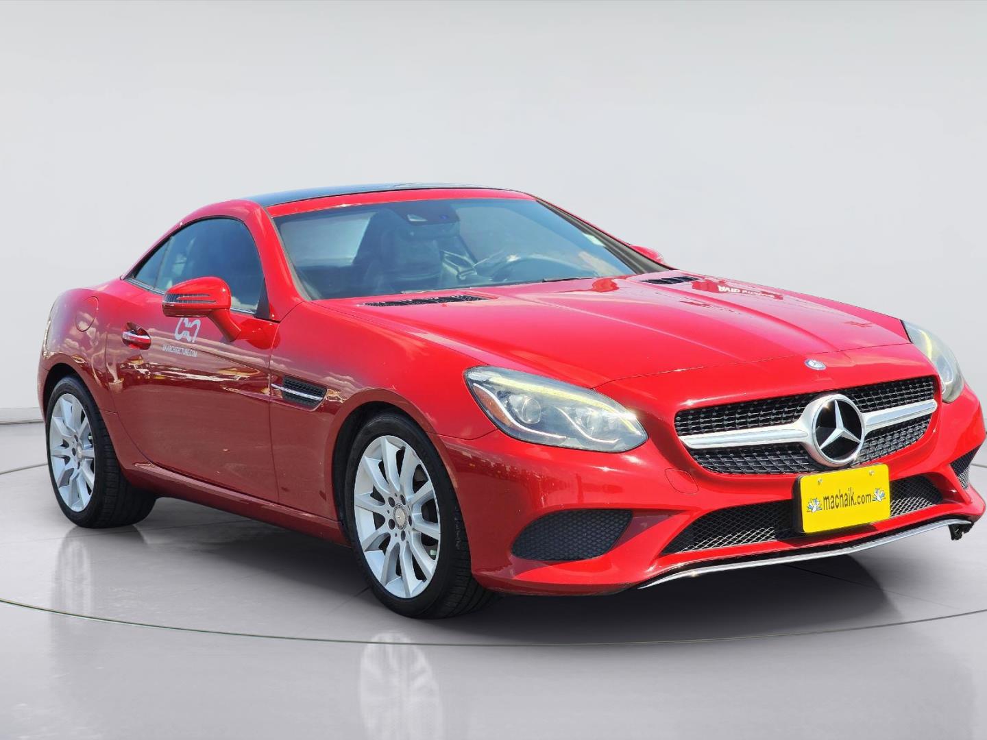 2017  SLK photo 3 of 35