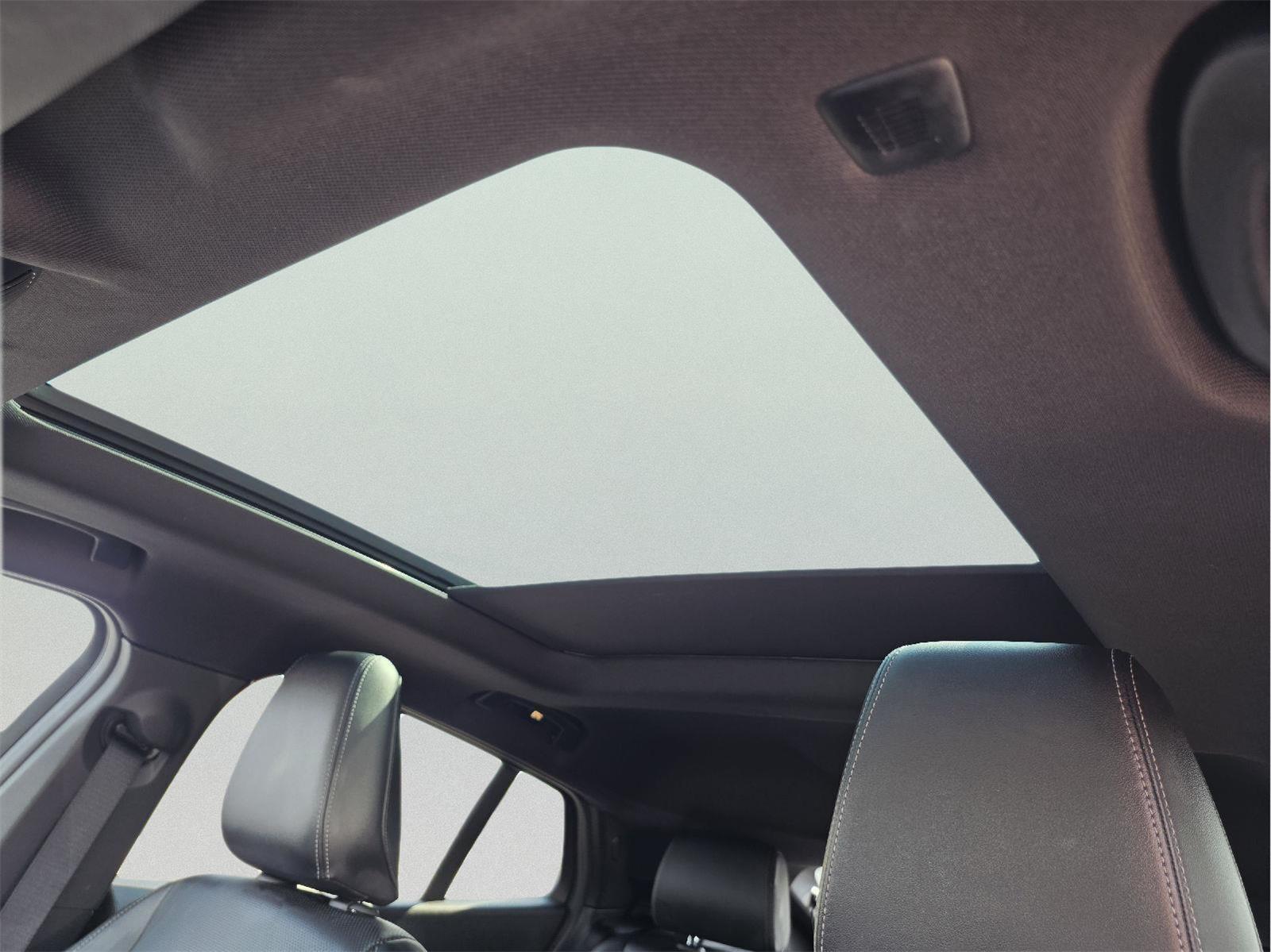 2025 BMW X2 photo 23 of 35