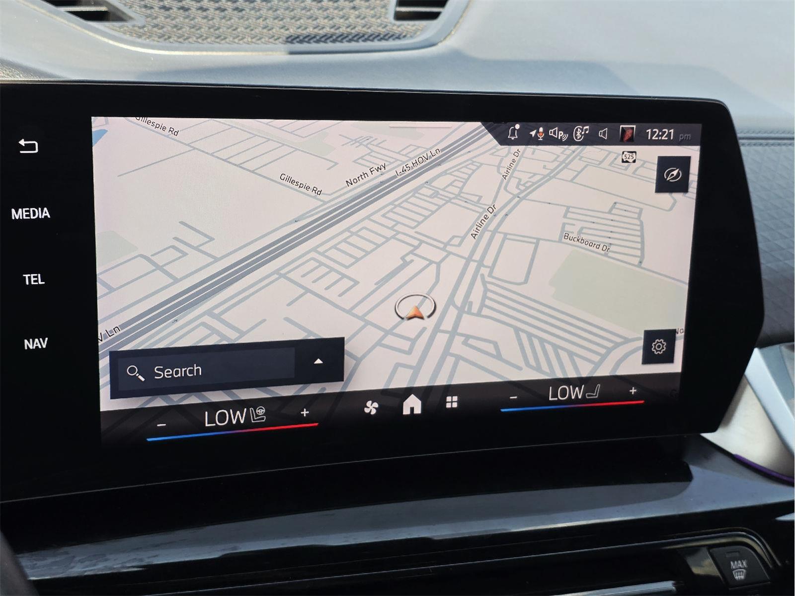 2025 BMW X2 photo 25 of 35