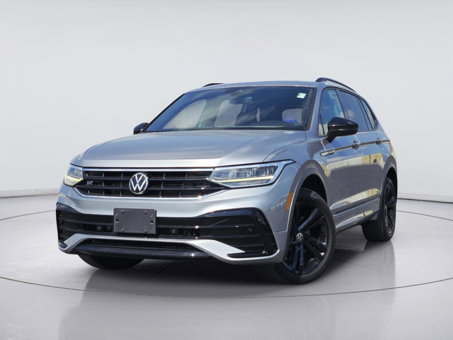 2024 Volkswagen Tiguan SE R-Line Black at Helfman Ford