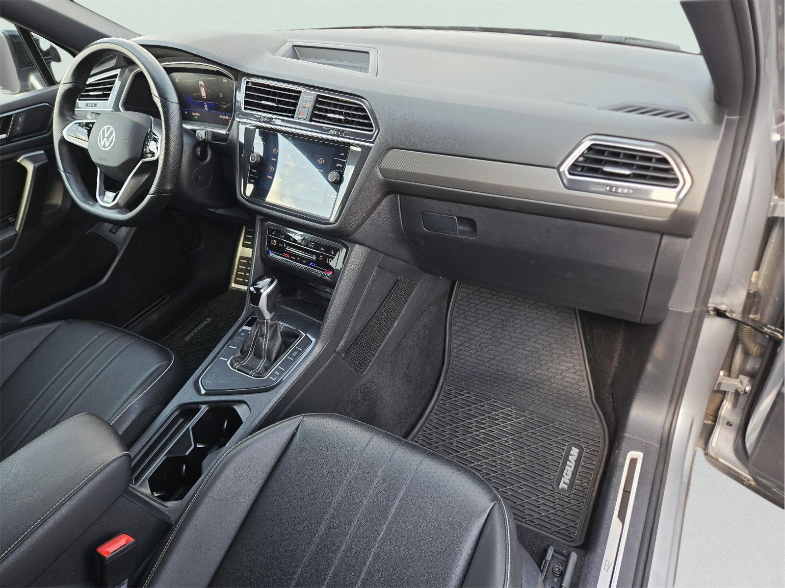 2024 Volkswagen Tiguan SE R-Line Black at Helfman Ford