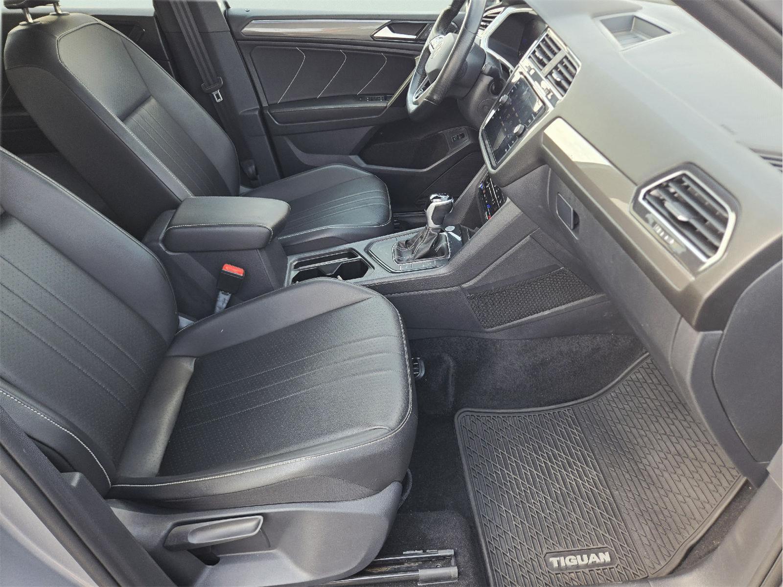 2024 Volkswagen Tiguan SE R-Line Black at Helfman Ford