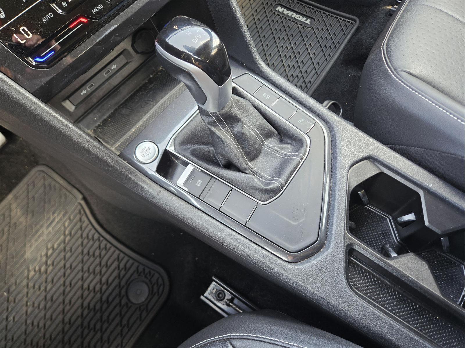 2024 Volkswagen Tiguan SE R-Line Black at Helfman Ford