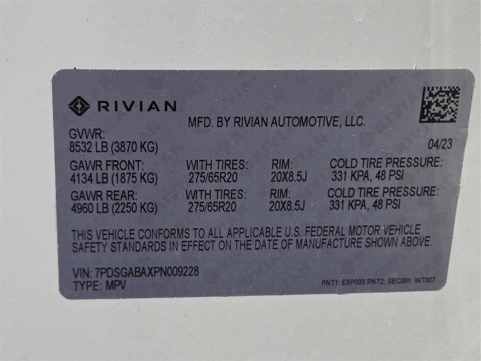 2023 Rivian R1S photo 36 of 36